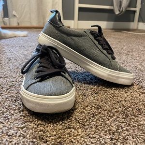 Boys Old Navy Shoes